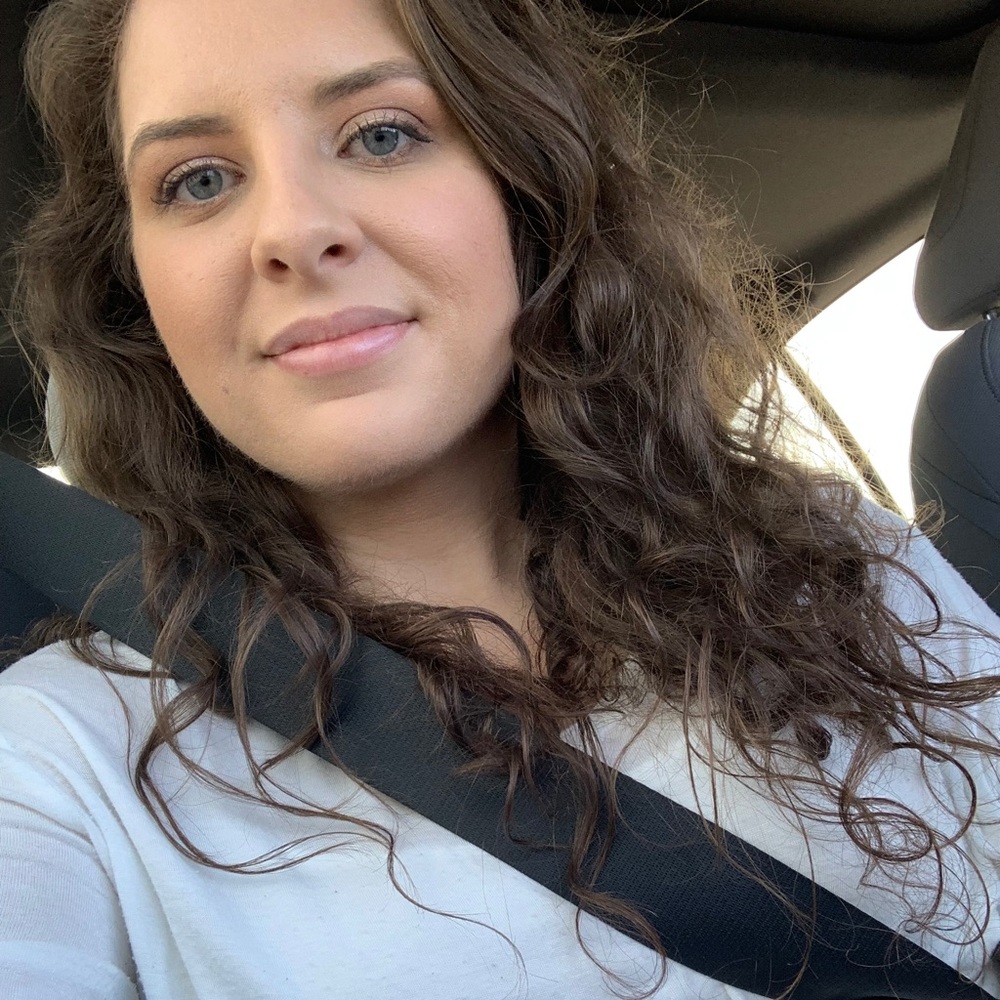 Meet your Posher, Carley